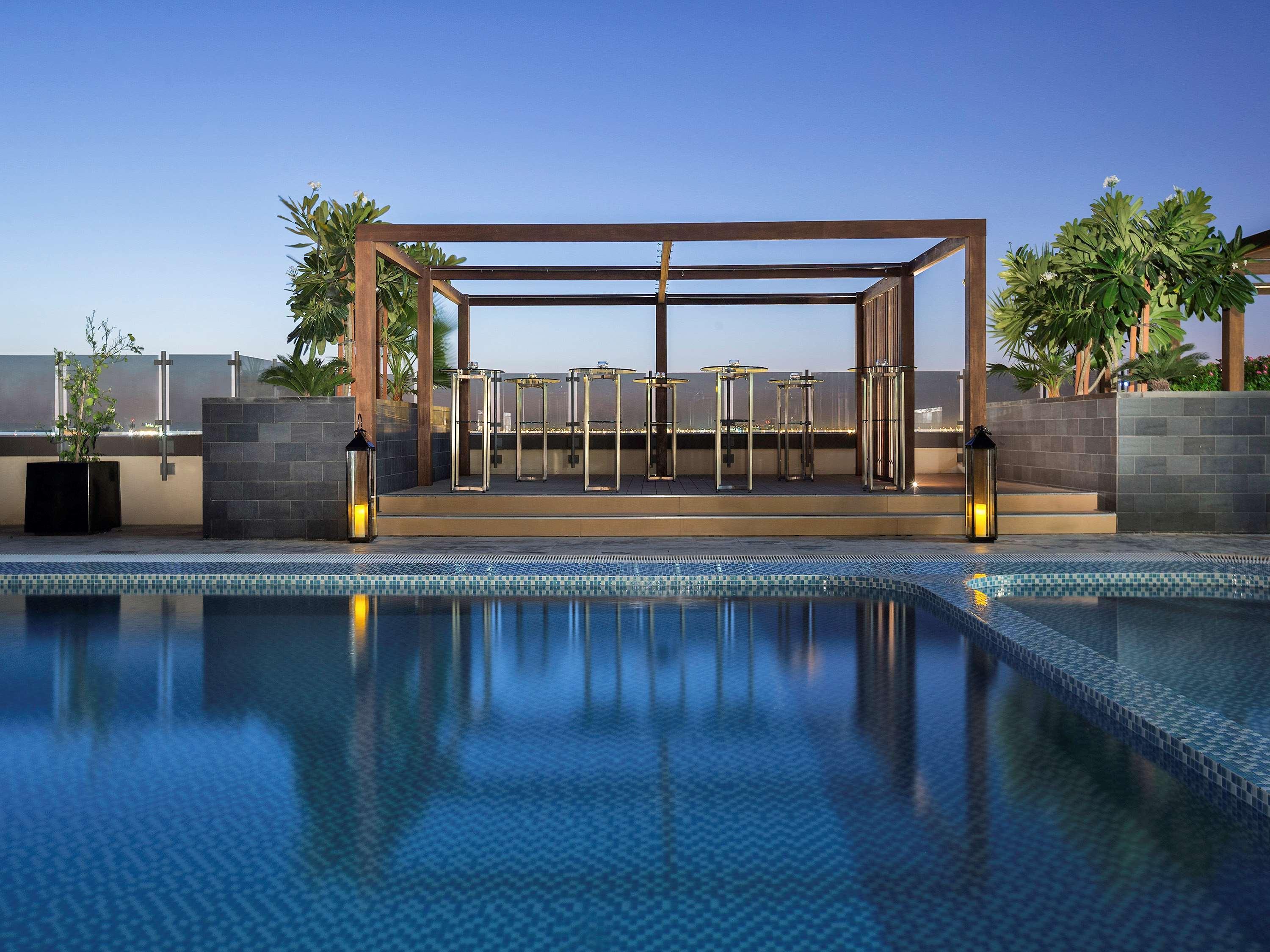 Pullman Dubai Creek City Centre Residences Facilities photo The pool at the Westin